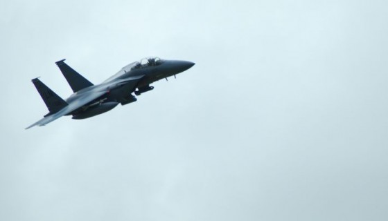 מטוס קרב ירי טילים